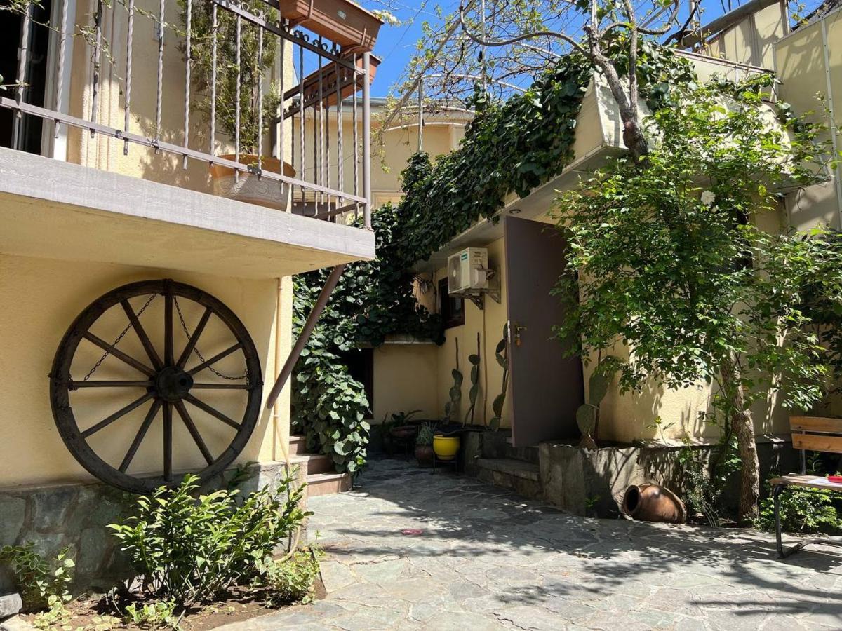 Georgian House Hotel Tbilisi Exterior foto